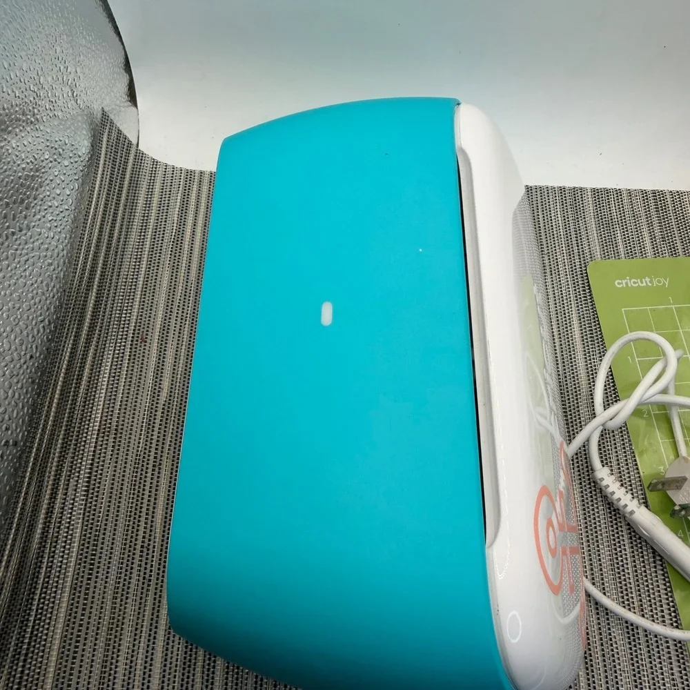 Cricut Joy Smart Cutting Machine Bundle Teal Tools Vinyl Iron-On Mat JCTR101